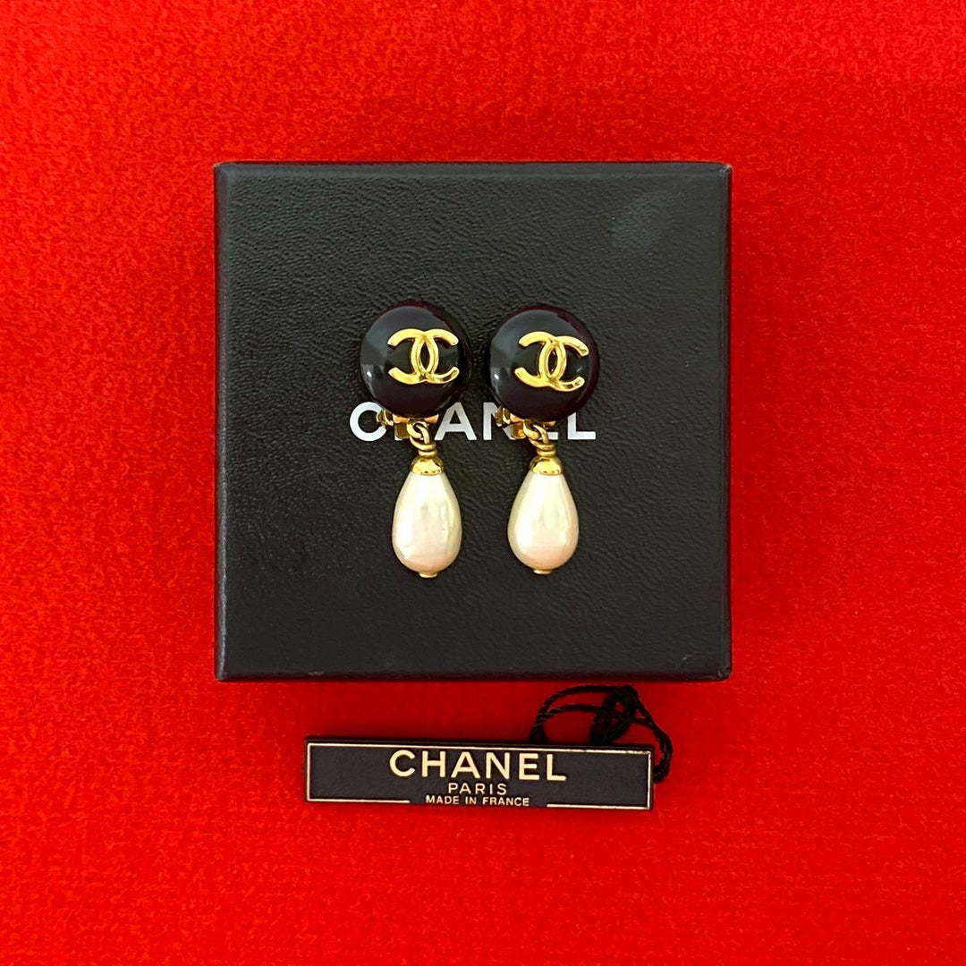 earrings chanel