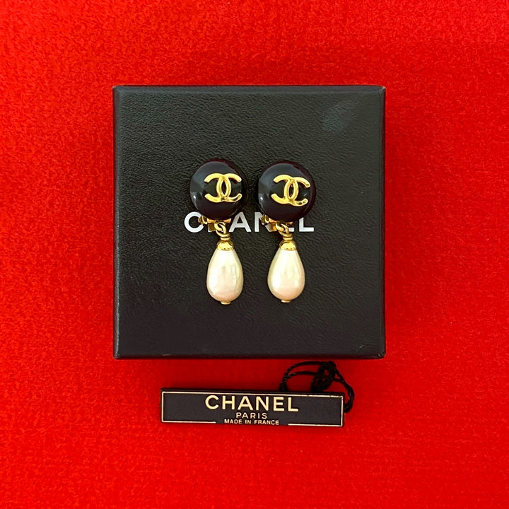 earrings chanel
