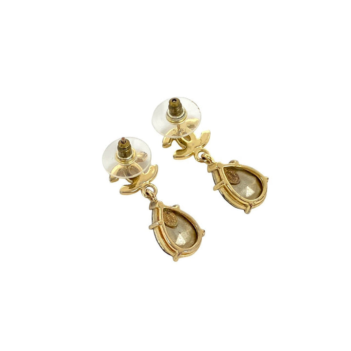 ピアス シャネル