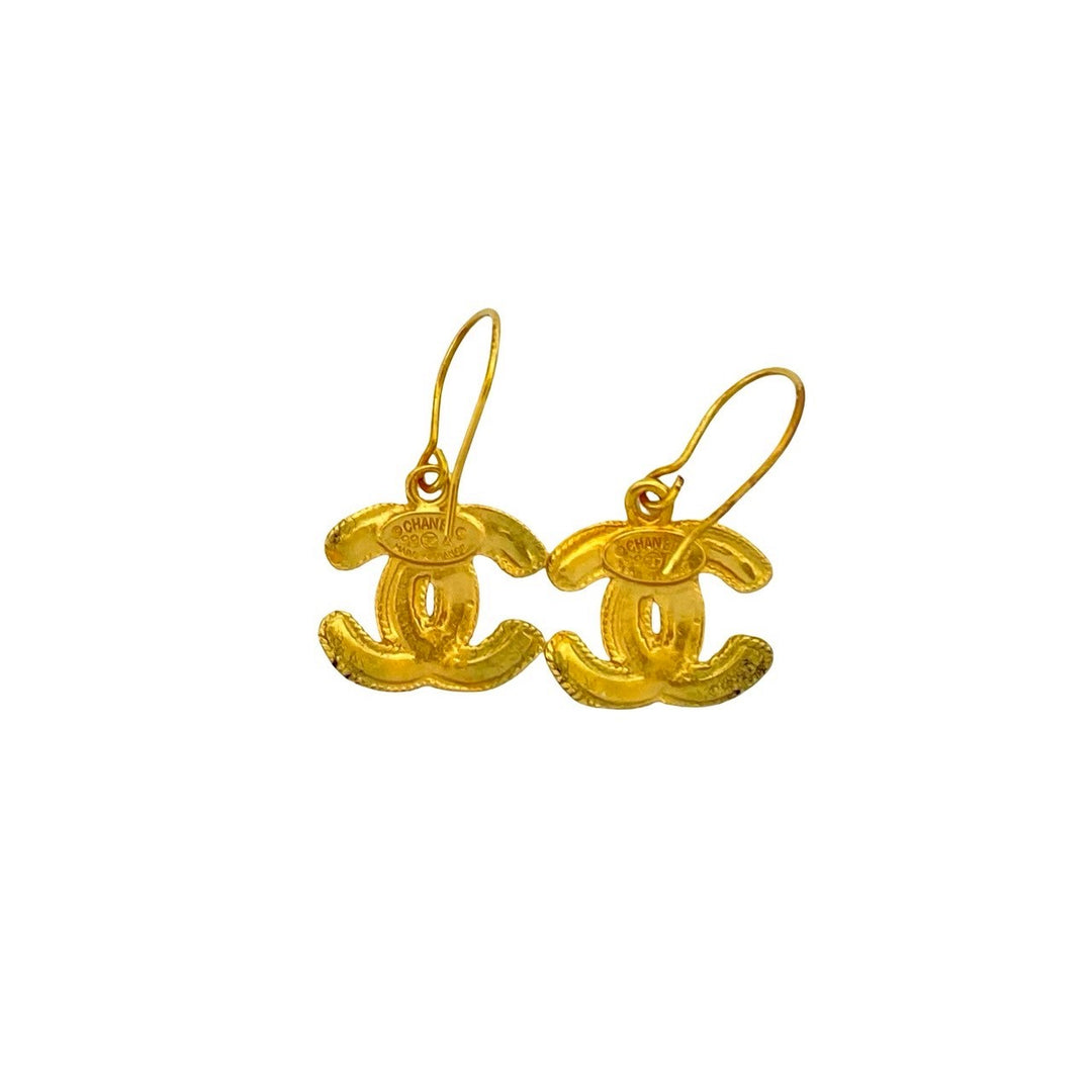 ピアス シャネル