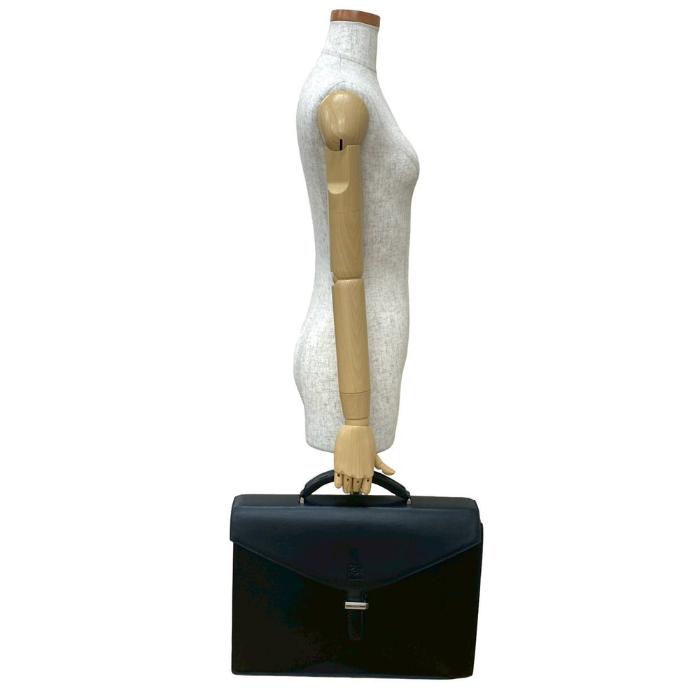 ビジネスバッグ ロエベ