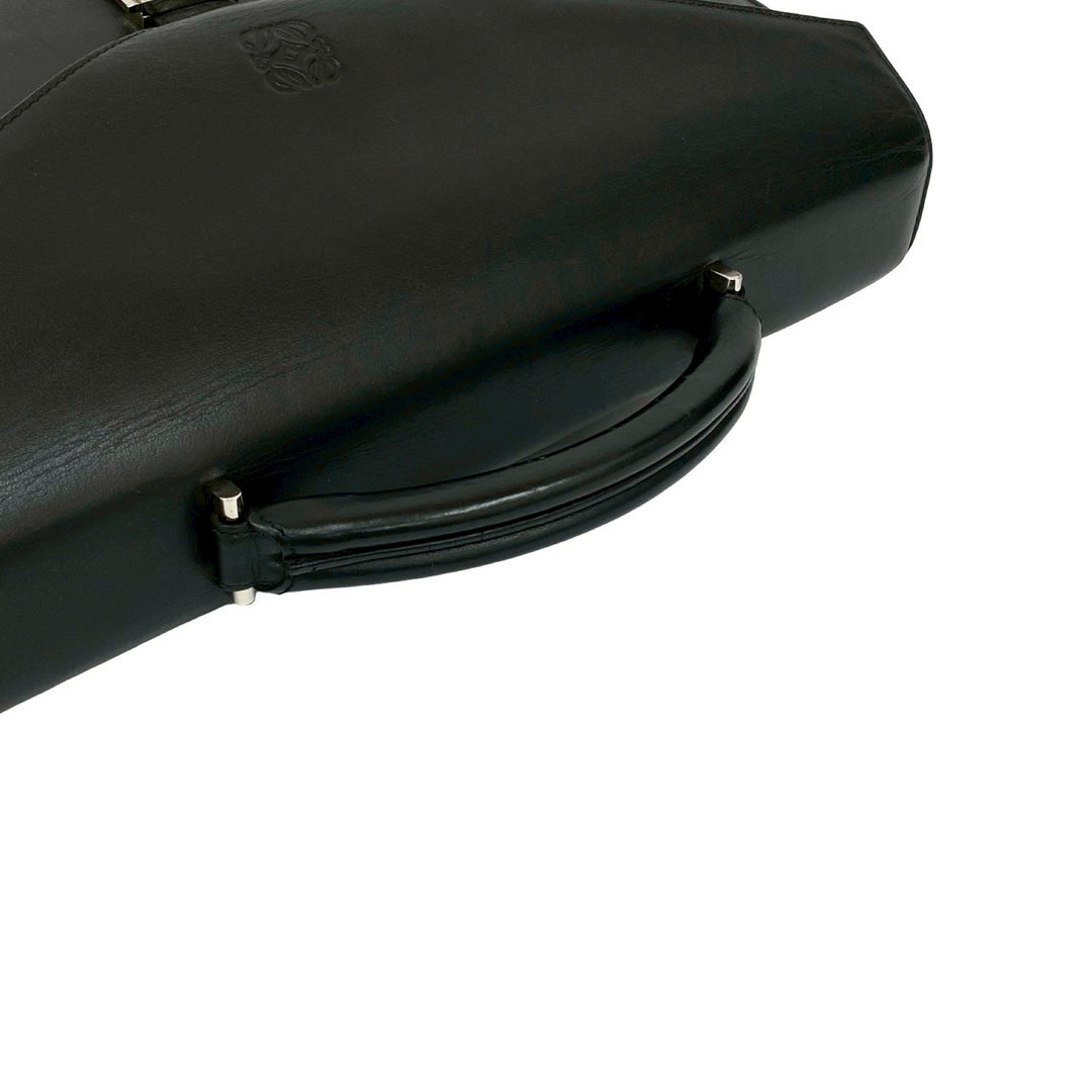 ビジネスバッグ ロエベ