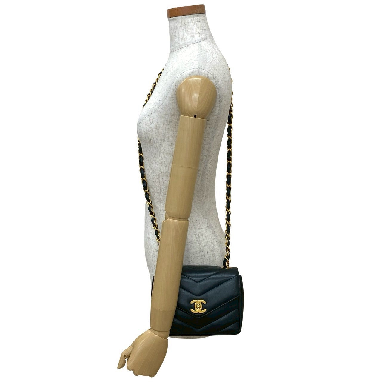 専用 ヴィンテージ シャネル シェブロンショルダーバッグ CHANEL シャネル (Vintage) シェブロン ショルダーバッグ – Trip