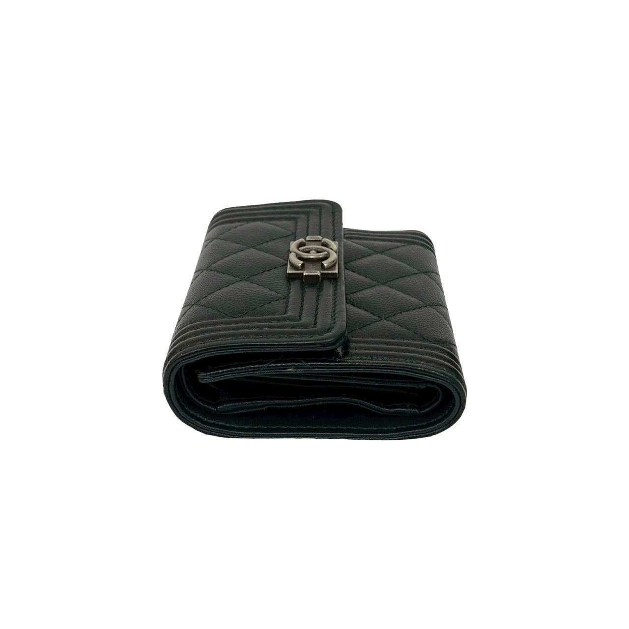 CHANEL シャネル ボーイシャネル 三つ折り財布 – Trip