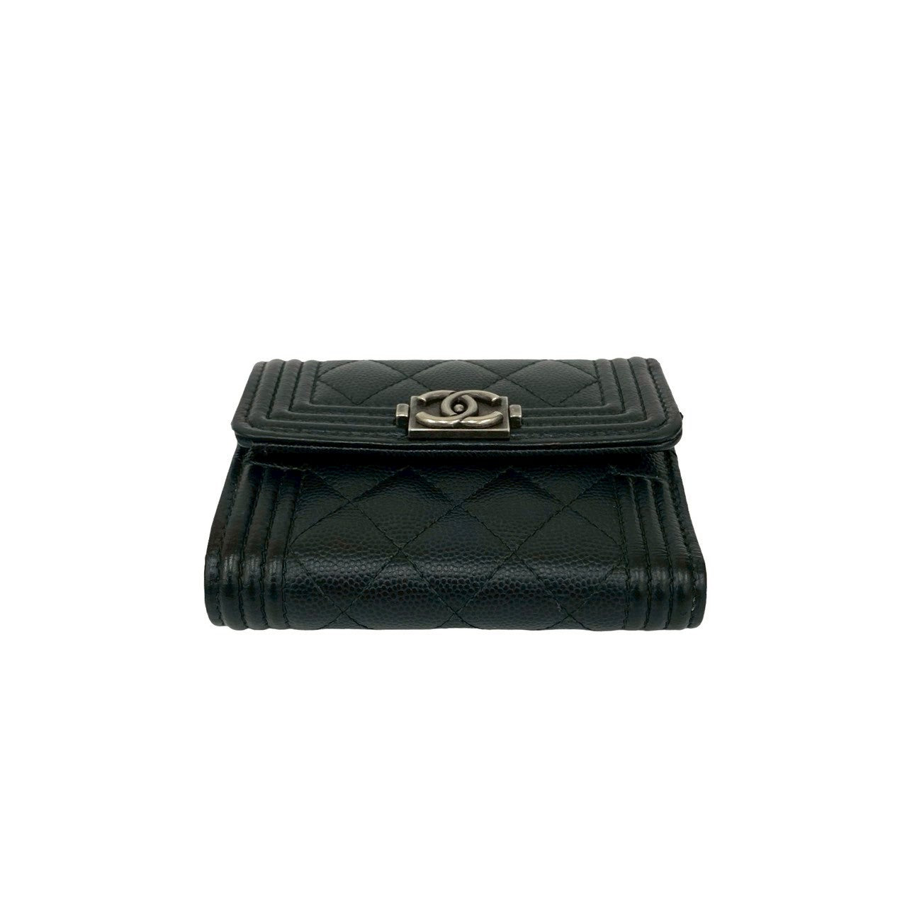 CHANEL　ボーイシャネル　三つ折り財布 CHANEL シャネル ボーイシャネル 三つ折り財布 – Trip