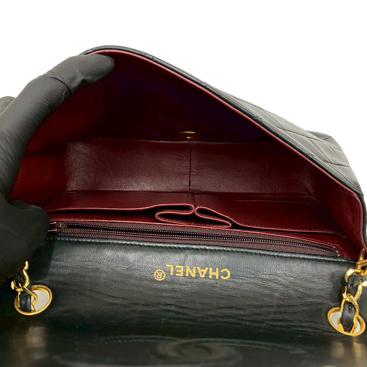 ショルダーバッグ シャネル