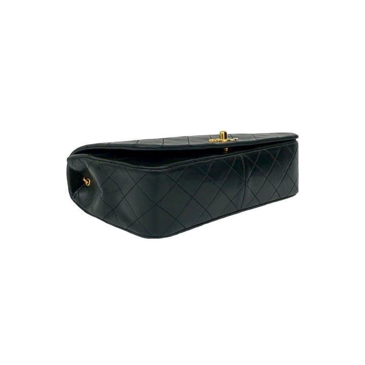 ショルダーバッグ シャネル