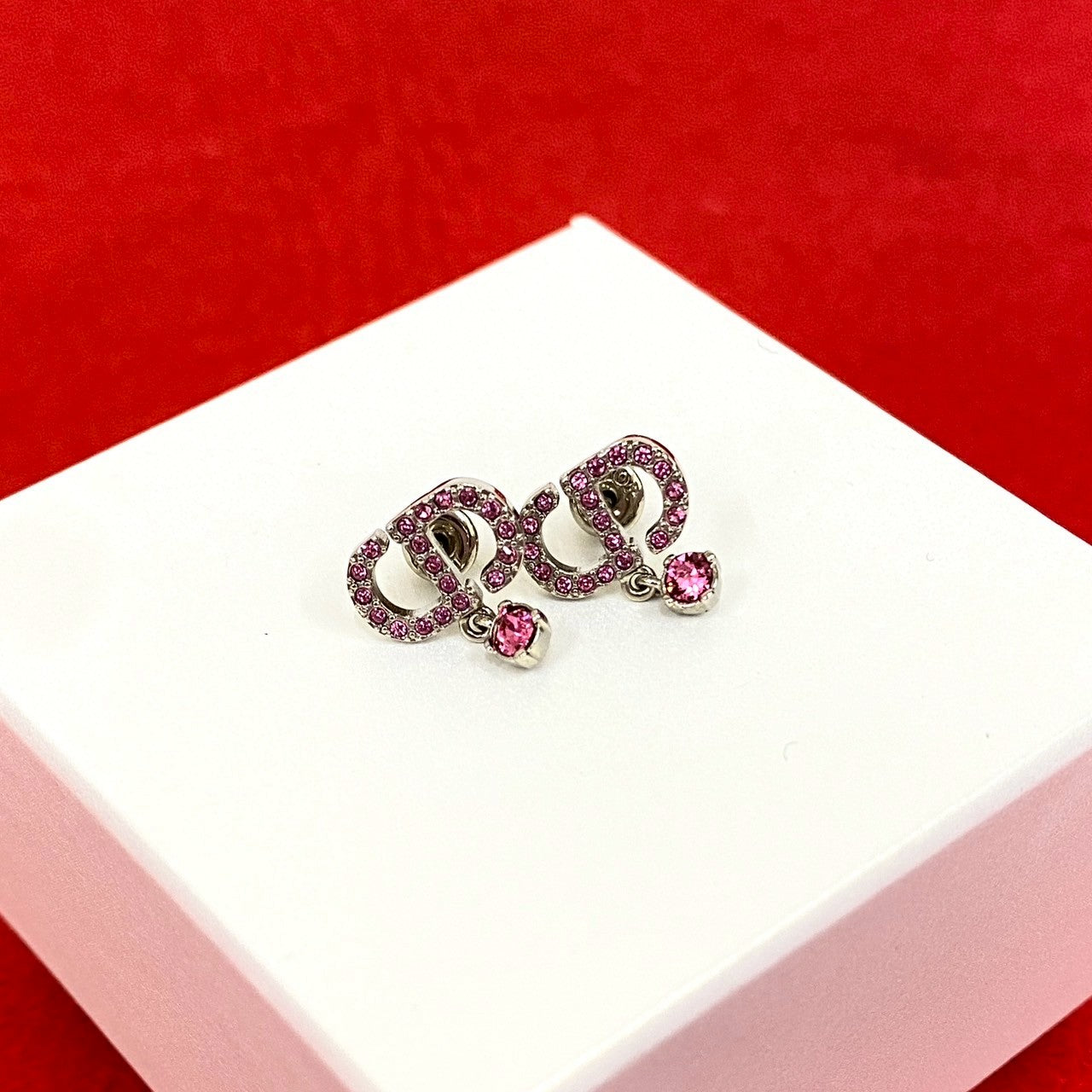 Christian Dior ディオール ピアス – Trip