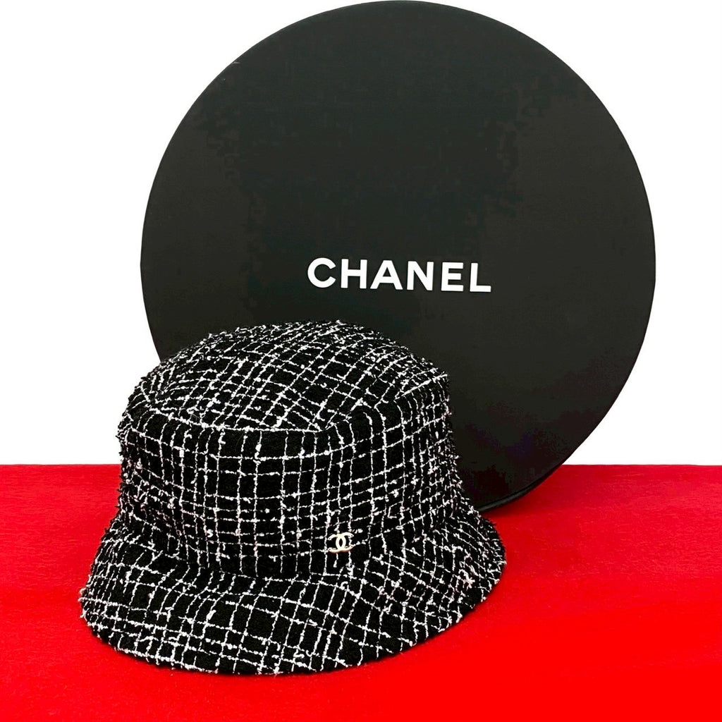 CHANEL hat – Trip