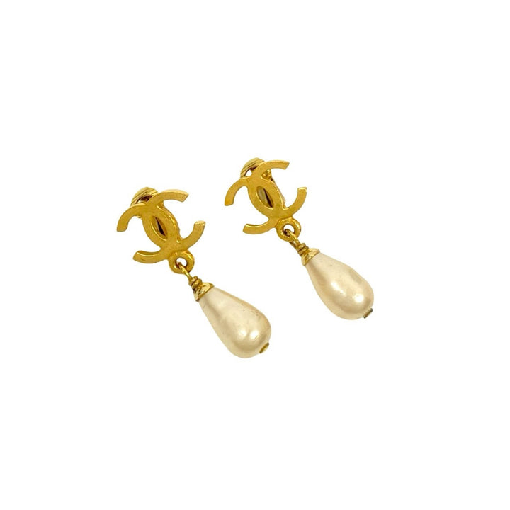 earrings chanel