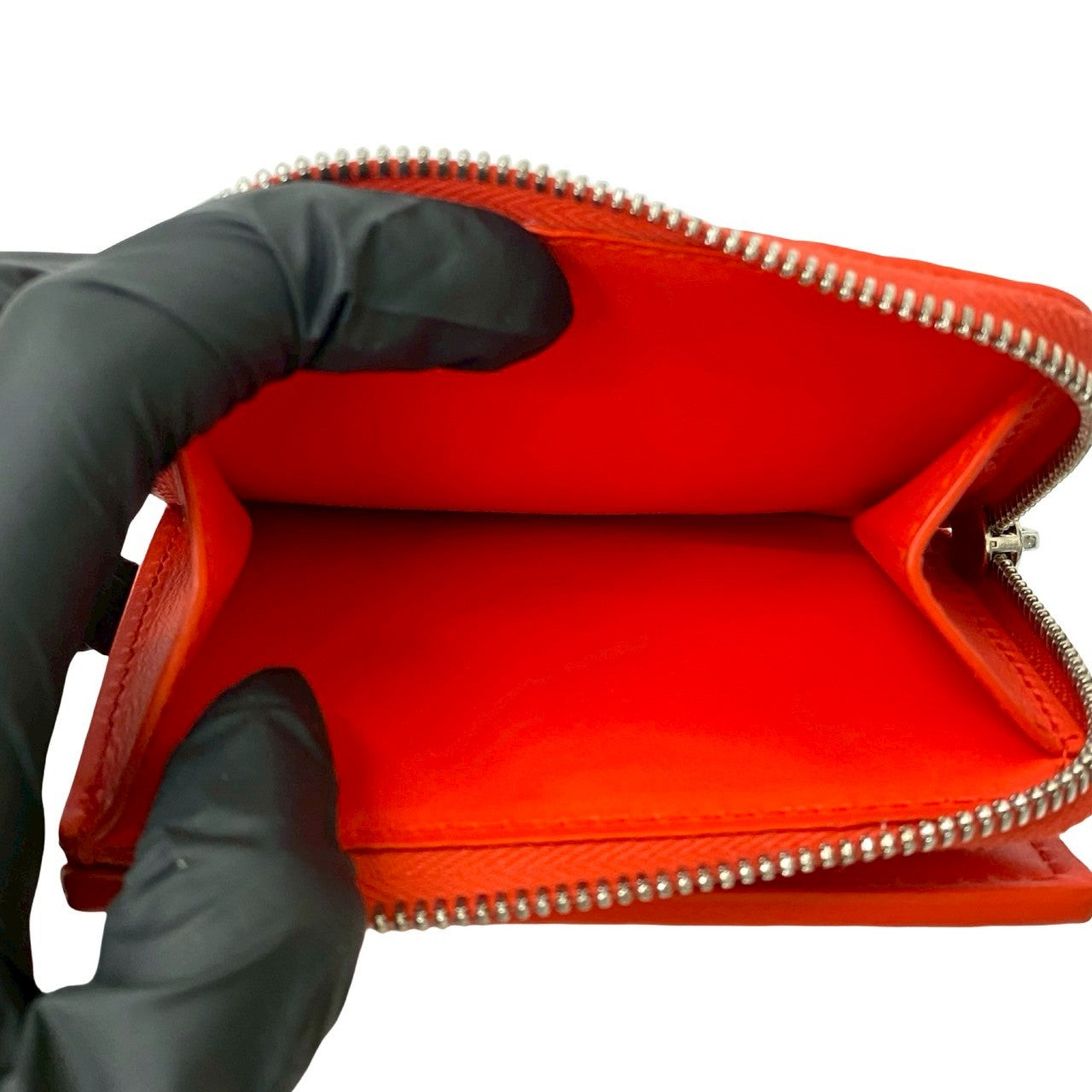 ボッテガヴェネタ編み込み 二つ折り財布 ボッテガヴェネタ BOTTEGA VENETA 財布編み込みレザー 二つ折り財布