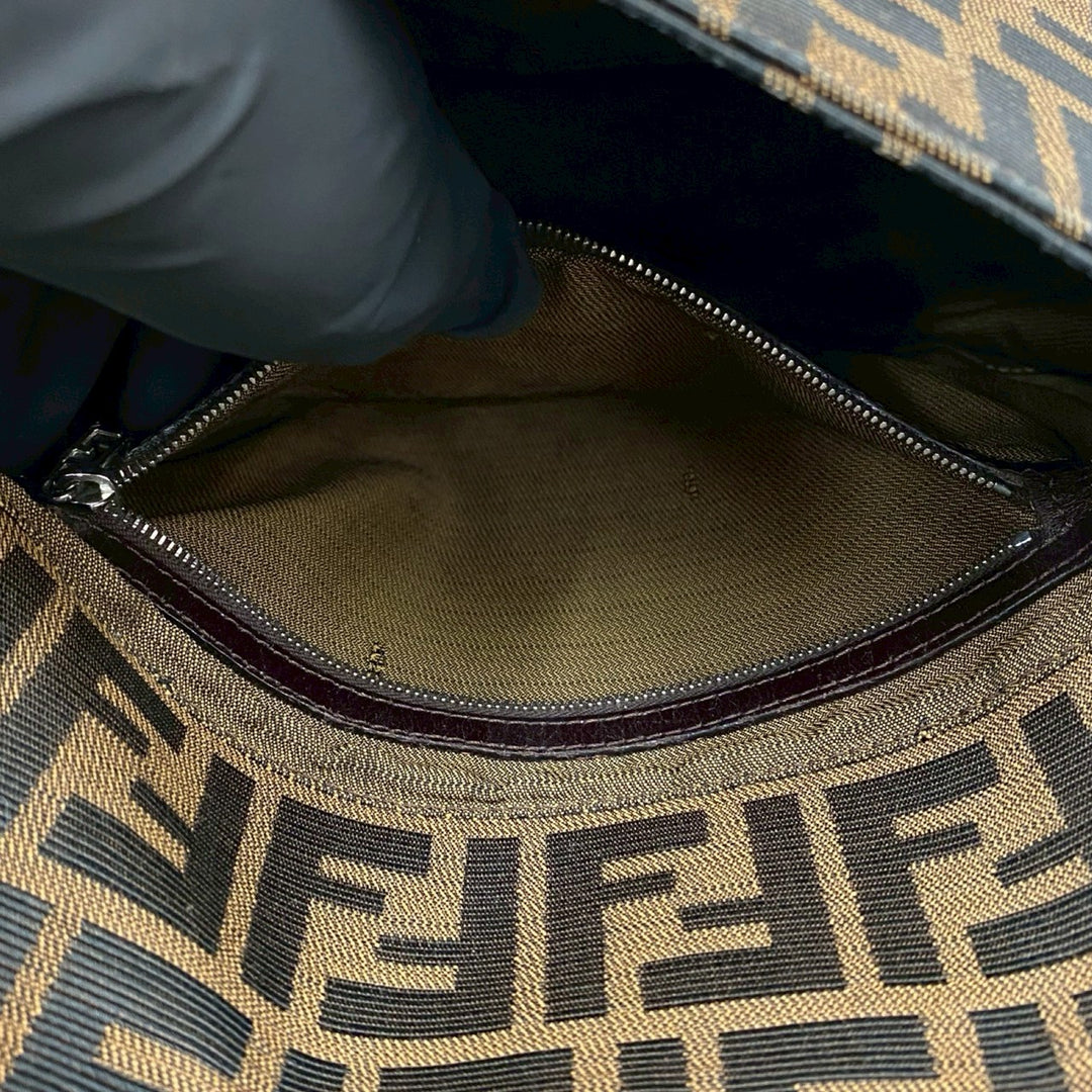 shoulder bag fendi mamma bucket