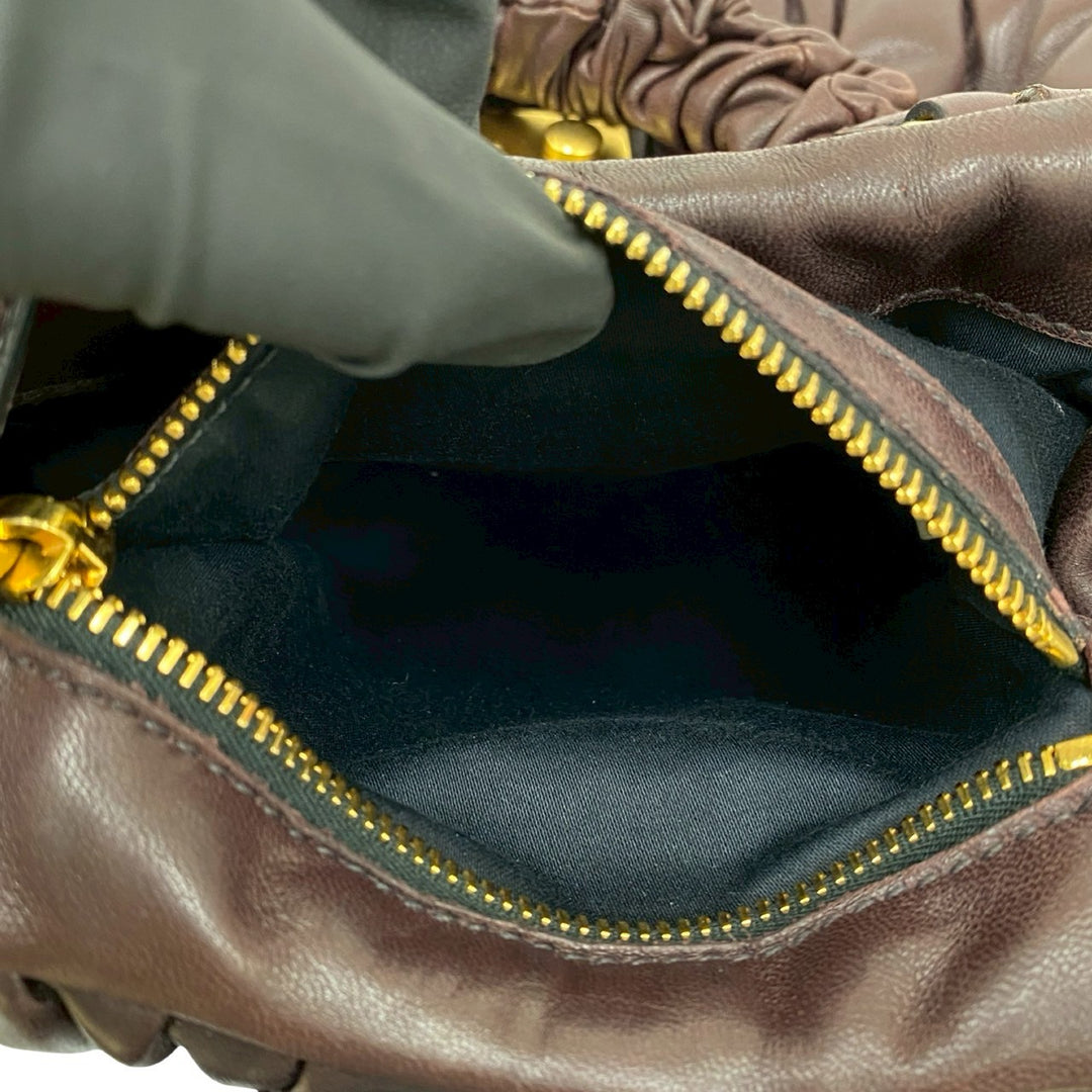 ハンドバッグ ミュウミュウ