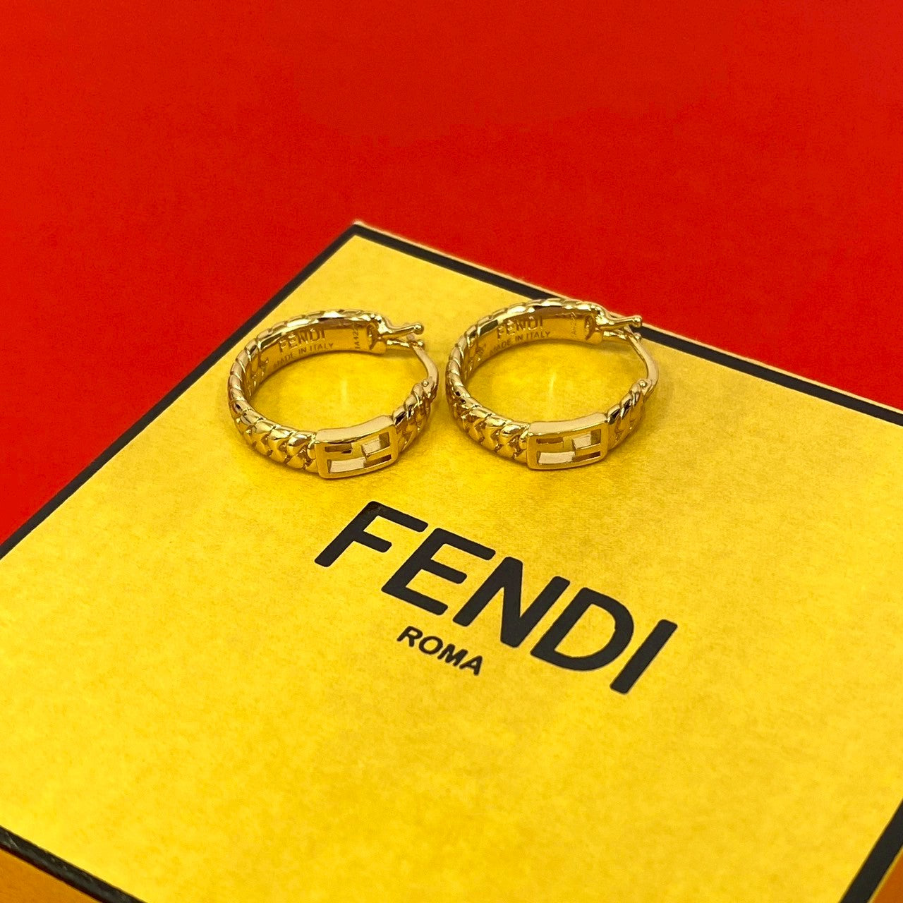 FENDI フェンディ FF バゲット フープ ピアス – Trip