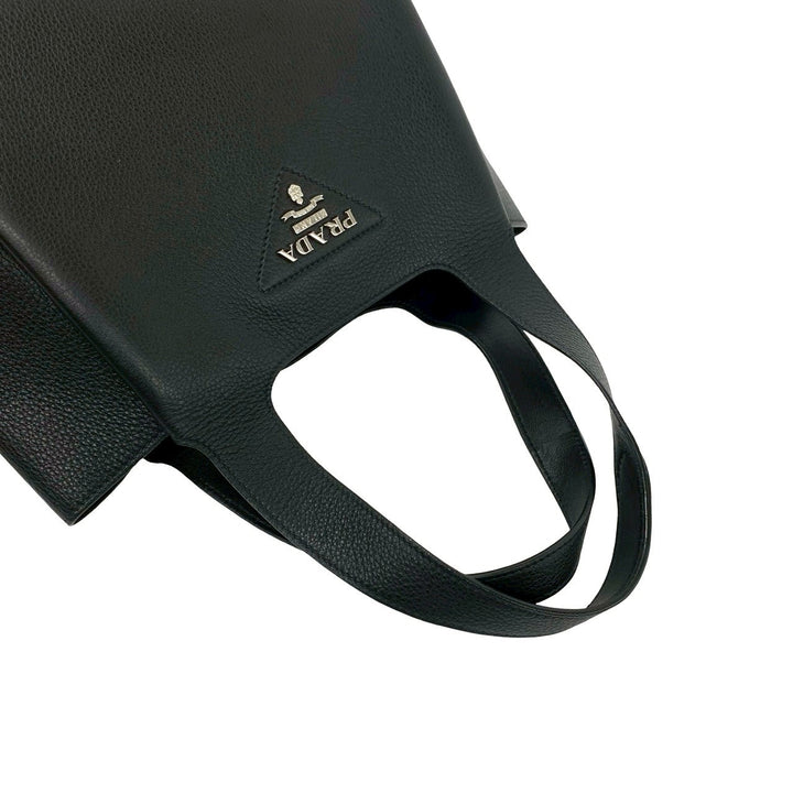 ハンドバッグ プラダ