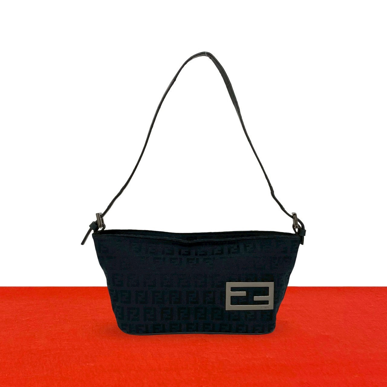 FENDI フェンディ ショルダーバッグ – Trip