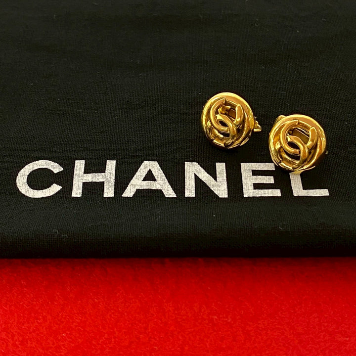 earrings chanel