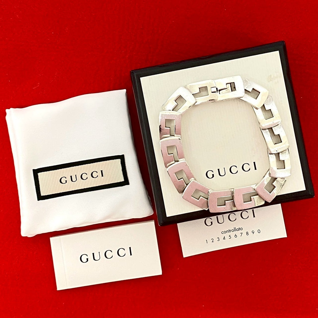 GUCCI スクエアG シェイプ チェーン ブレスレット – Trip GUCCI スクエアG シェイプ チェーン ブレスレット – Trip