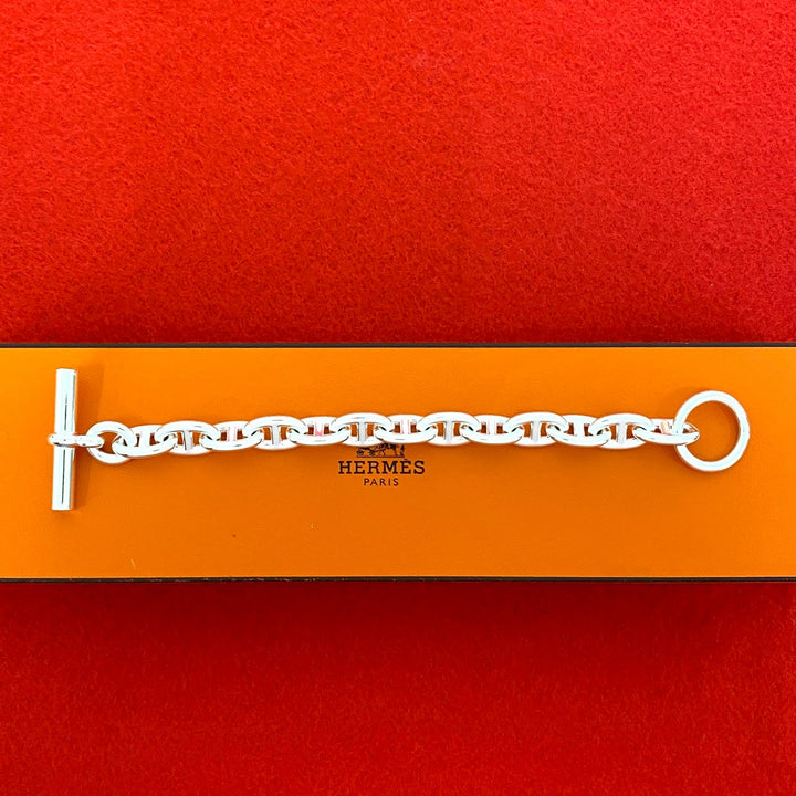 blurRubbingHermes Chaine d'Ancre MM 13 frames