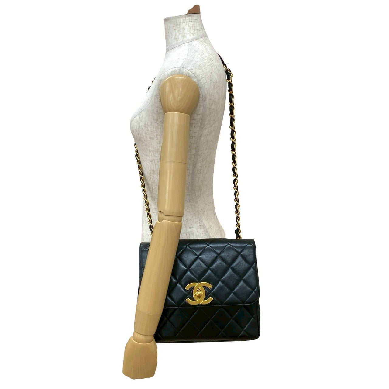 CHANEL シャネル (Vintage) ショルダーバッグ – Trip