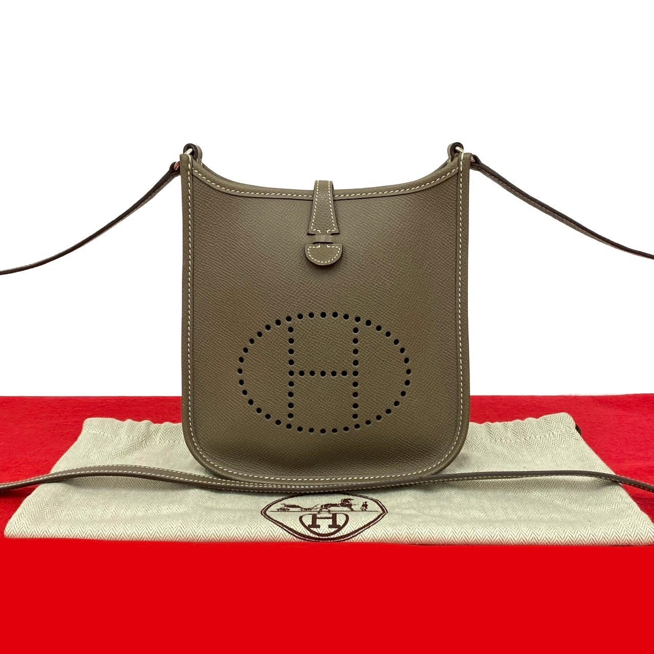 HERMES エルメス エヴリン TPM 16 アマゾーヌ ショルダーバッグ – Trip