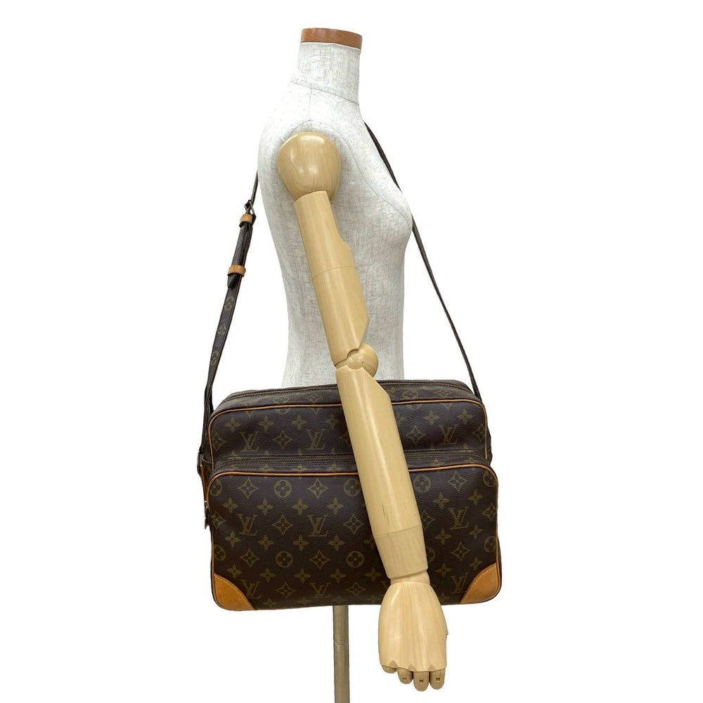 shoulder bag louis vuitton nile