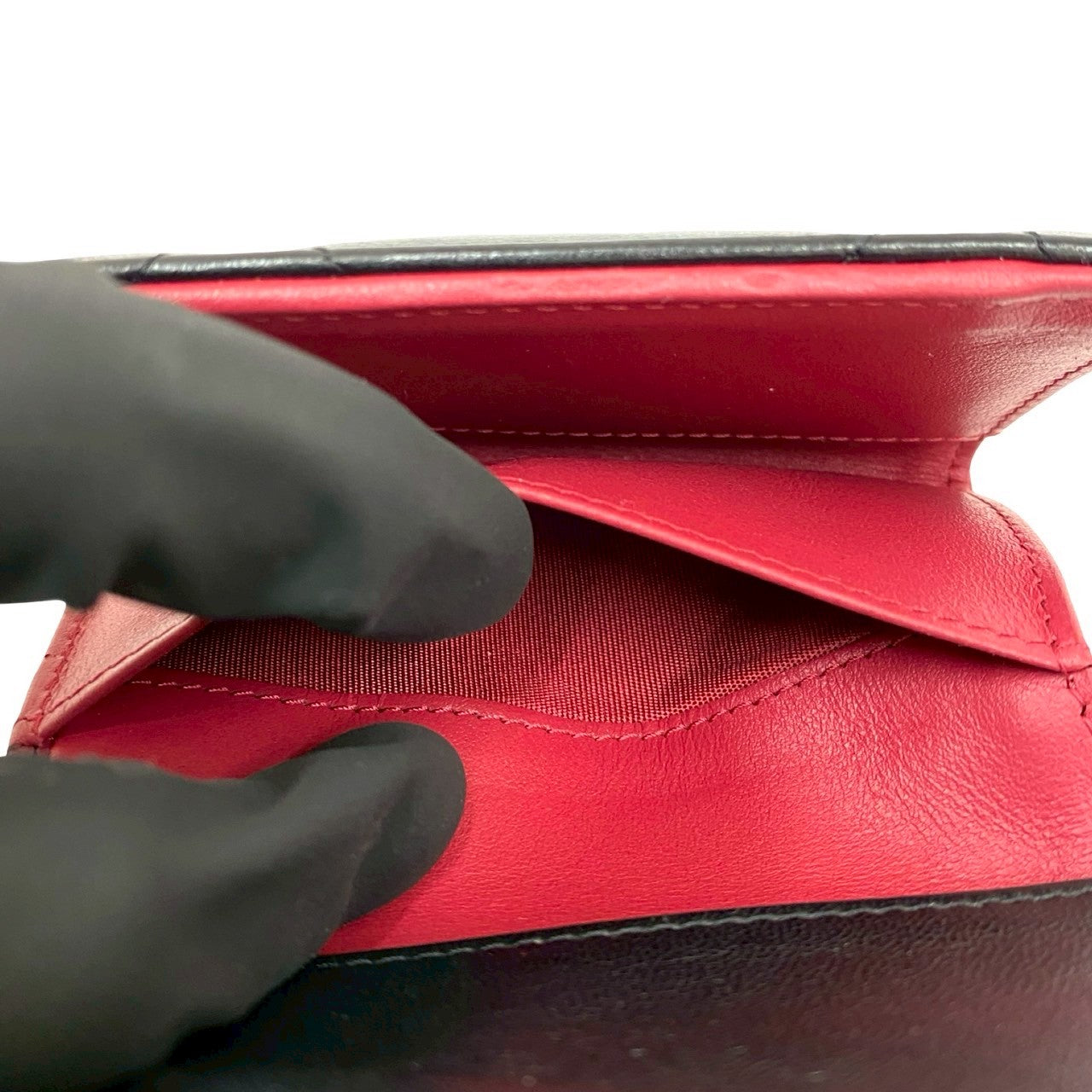 CHANEL 赤 三つ折り財布　シャネル　正規品 CHANEL シャネル 三つ折り財布 – Trip