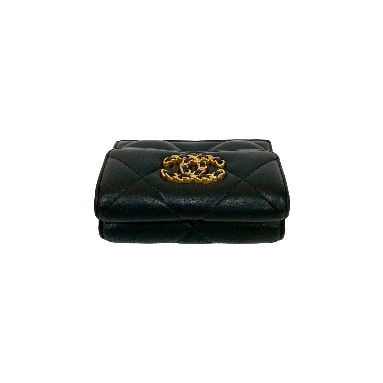 CHANEL シャネル　19三つ折り財布　ディズヌフ CHANEL シャネル 19 ディズヌフ マトラッセ 三つ折り財布 ミニ財布