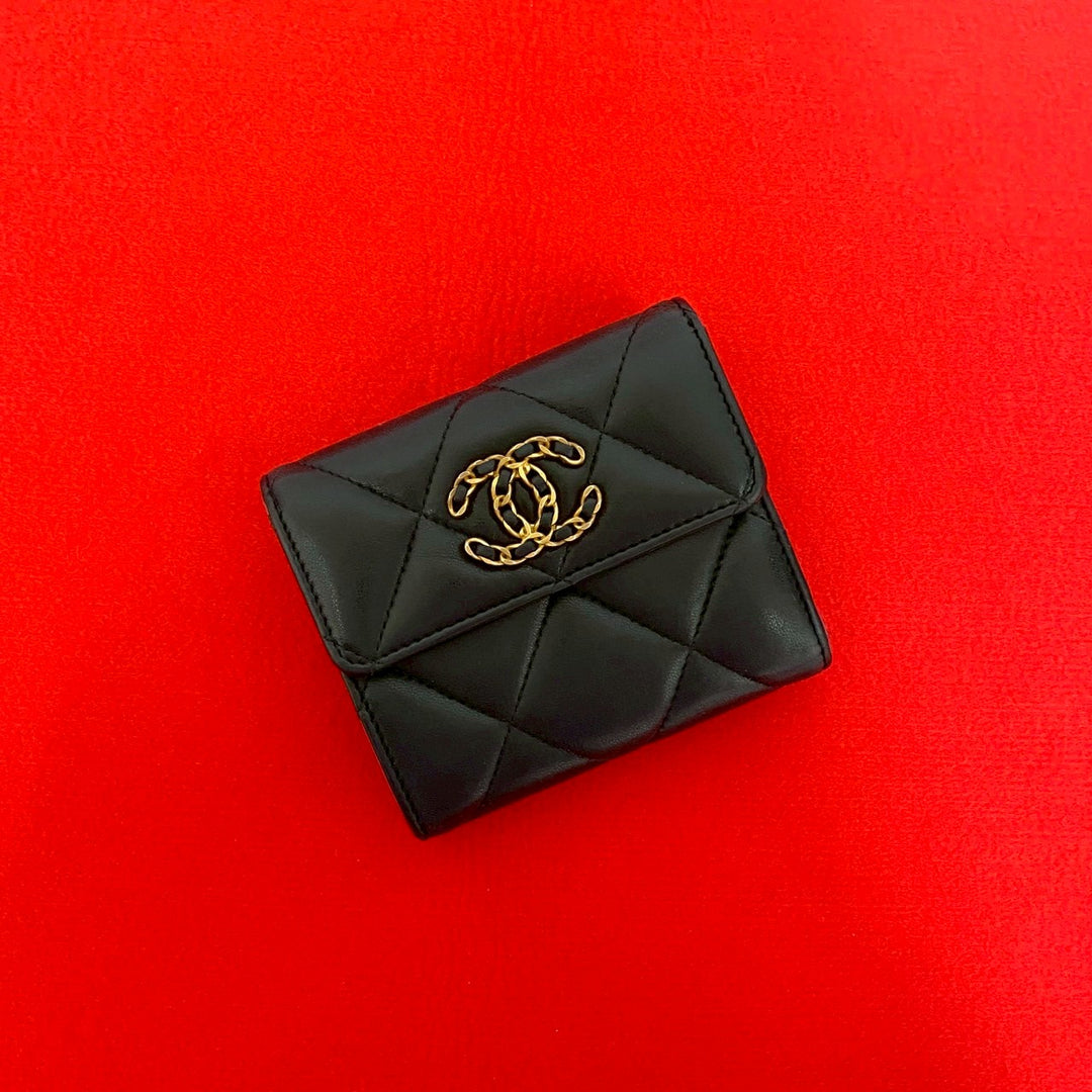三つ折り財布 シャネル