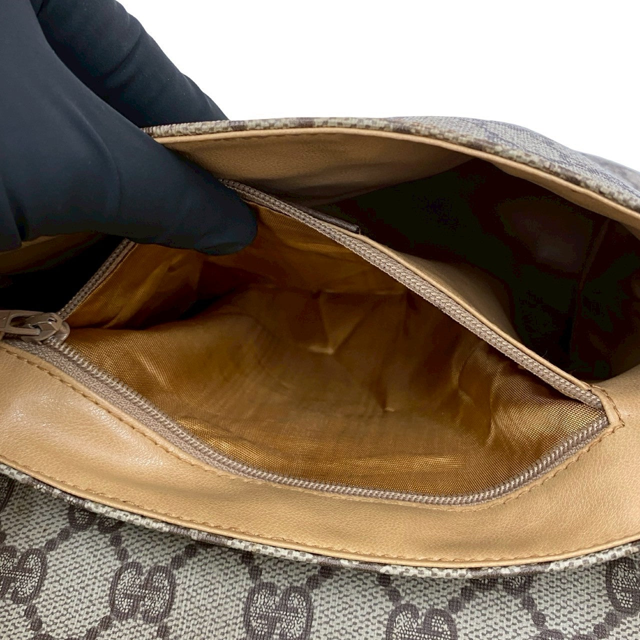 GUCCI グッチ (Vintage) ショルダーバッグ – Trip