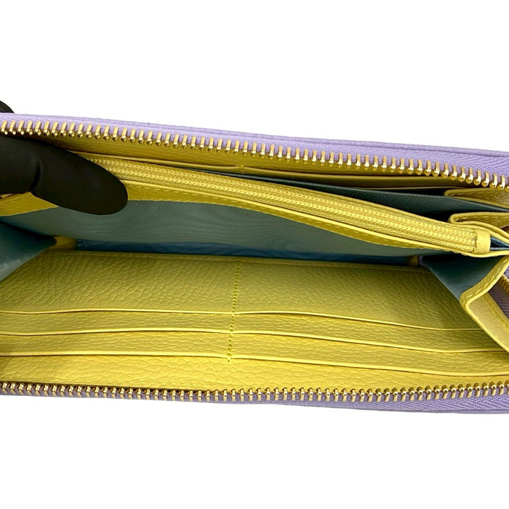 Long wallet Gucci Double G zip around wallet