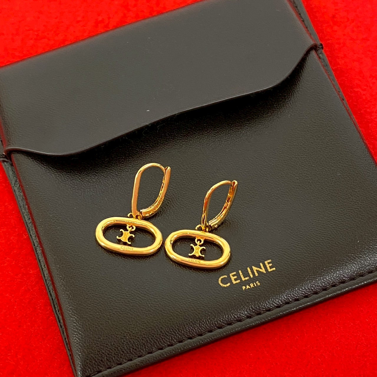 CELINE セリーヌ トリオンフ モバイル ピアス – Trip