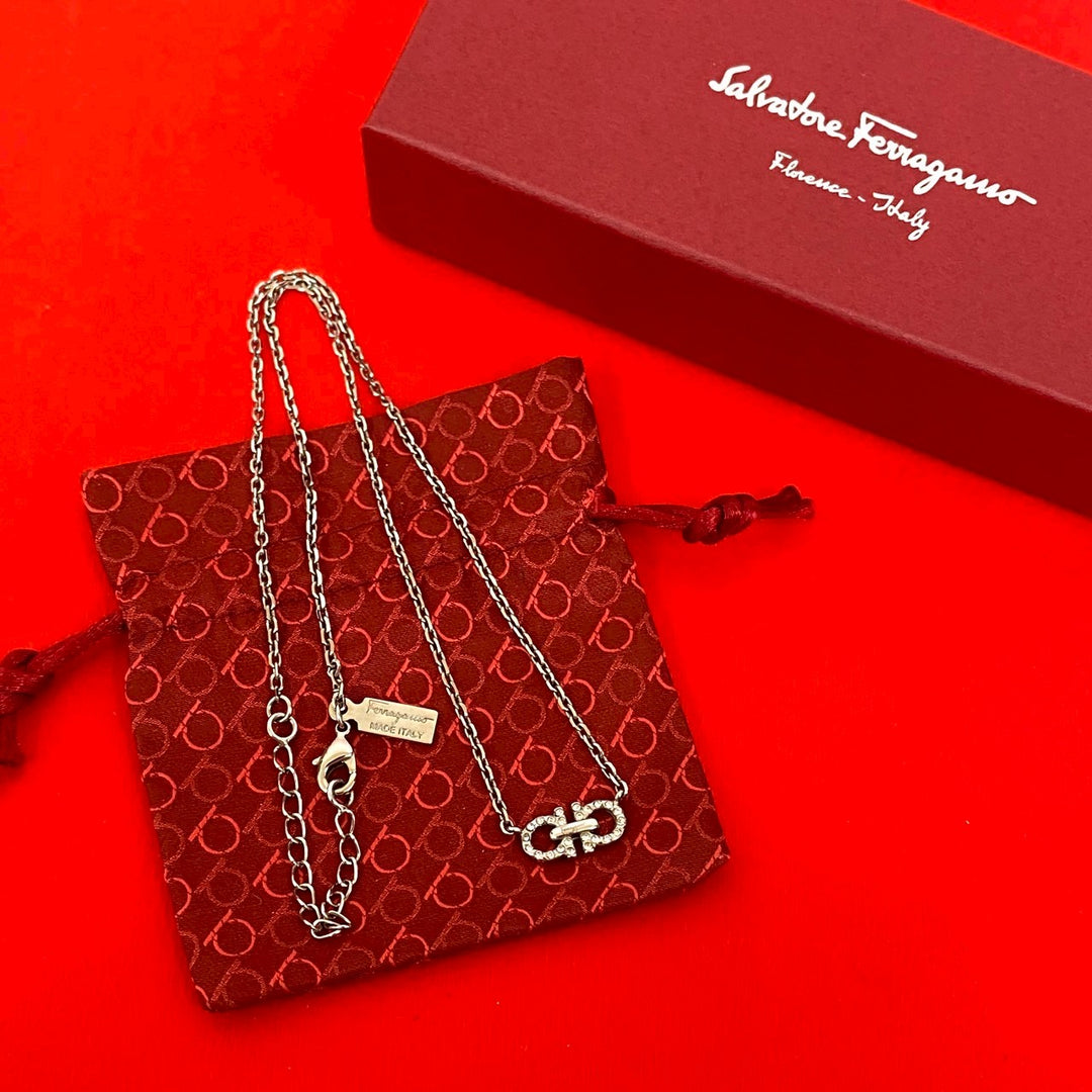 necklace salvatore ferragamo
