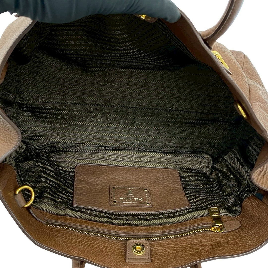 handbag prada