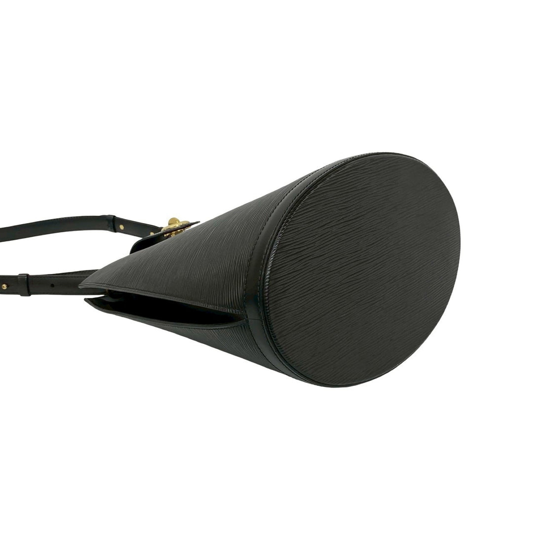 Shoulder bag Louis Vuitton Cluny