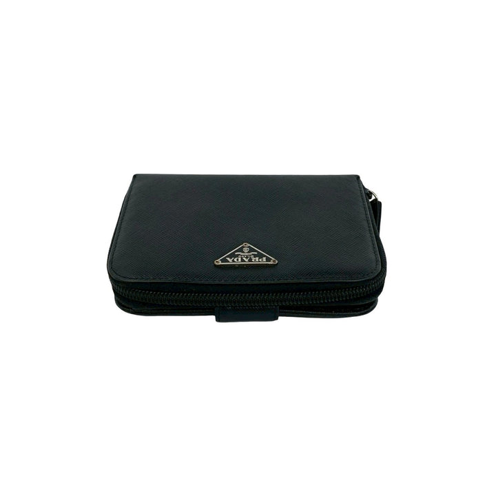 bifold wallet prada