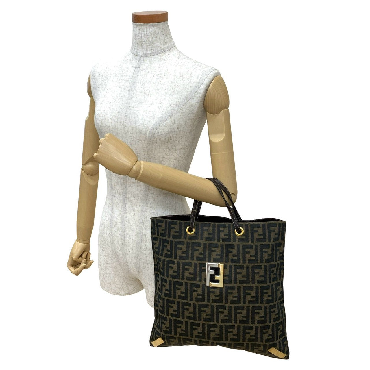 FENDI – Trip