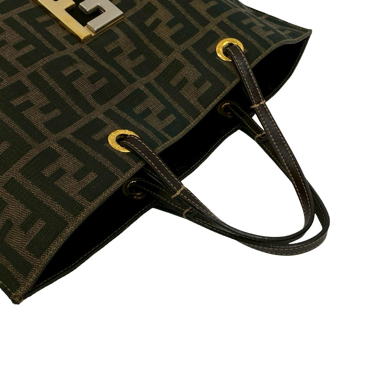 FENDI – Trip