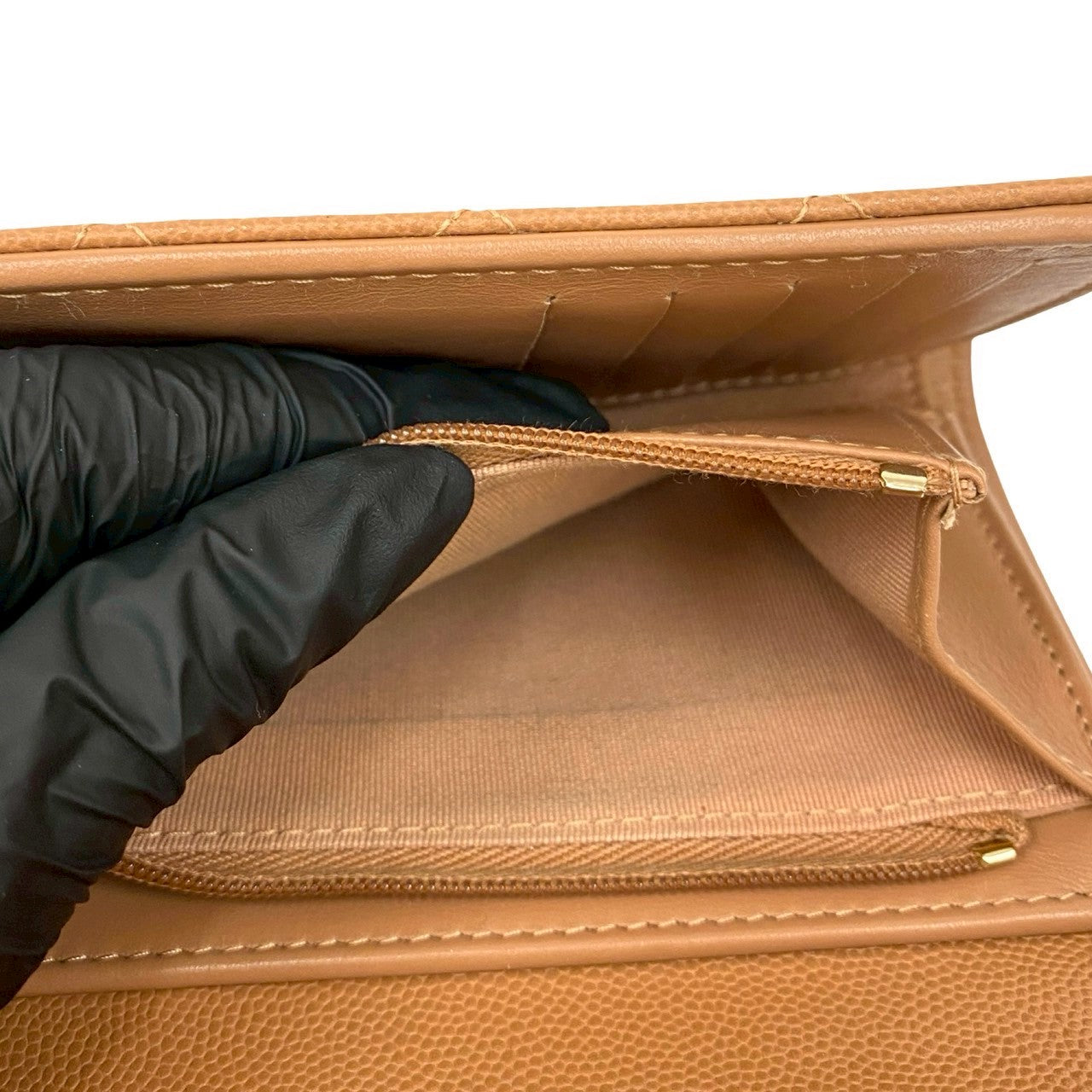 CHANEL シャネル 三つ折り財布 – Trip