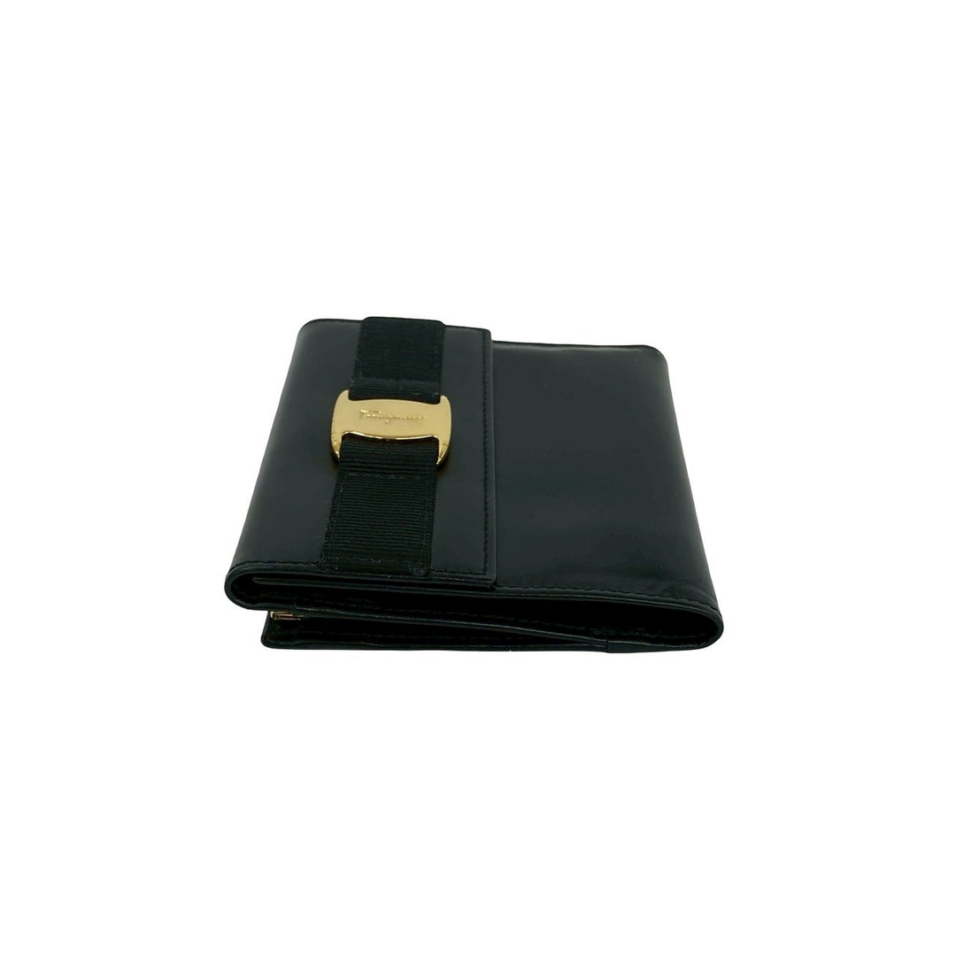 三つ折り財布 サルヴァトーレフェラガモ