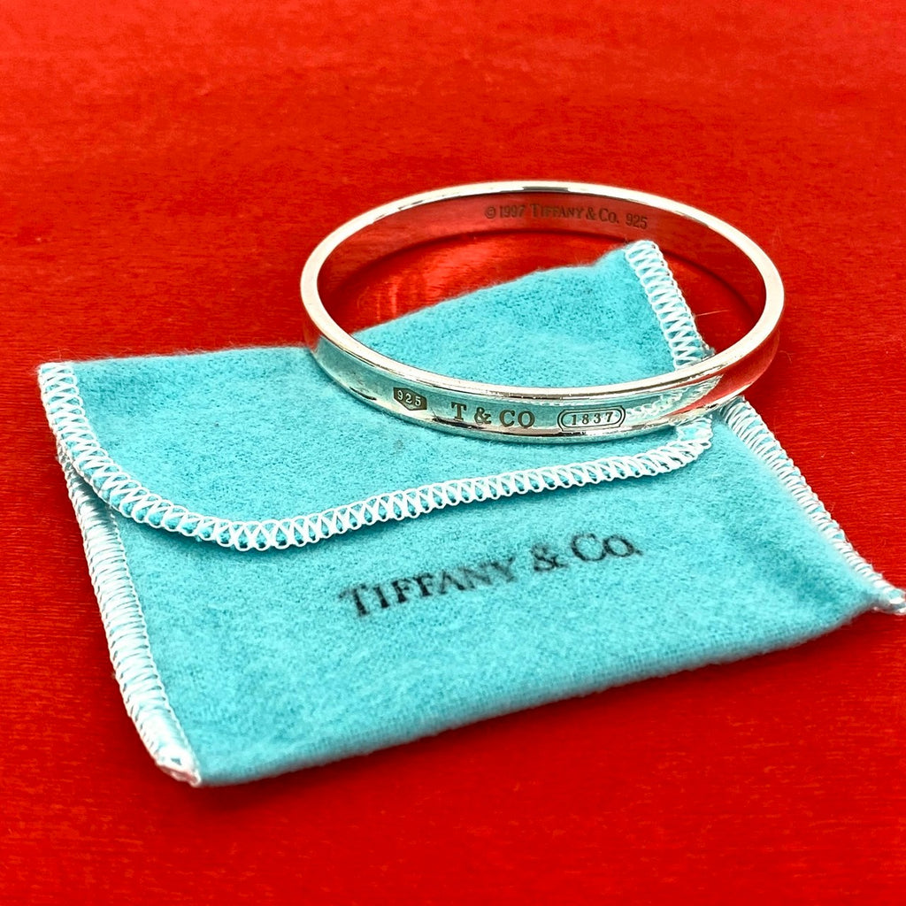 TIFFANY&Co. 925 ティファニー ブレスレット バングル TIFFANY&Co. ティファニー ナロー バングル ブレスレット – Trip