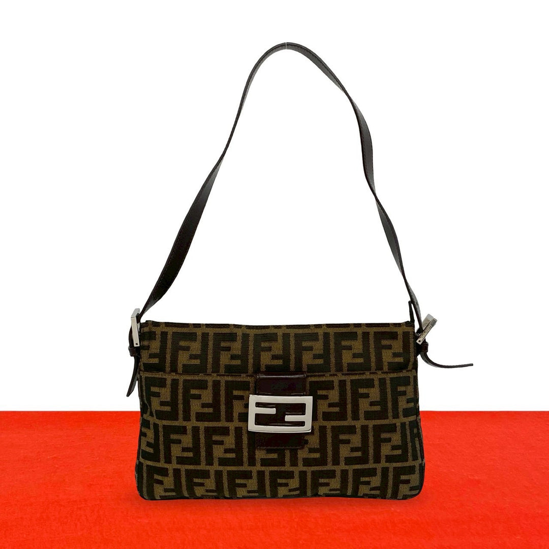 shoulder bag fendi mamma bucket