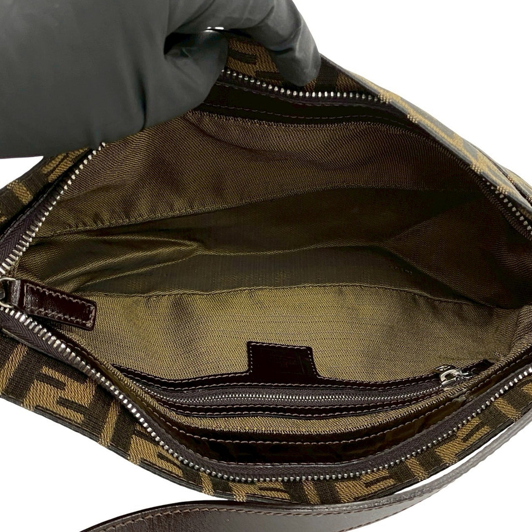 shoulder bag fendi mamma bucket