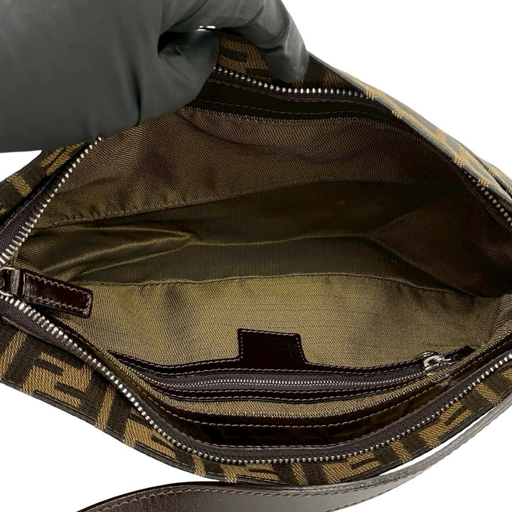 shoulder bag fendi mamma bucket