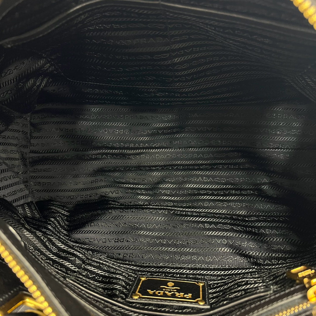 shoulder bag prada