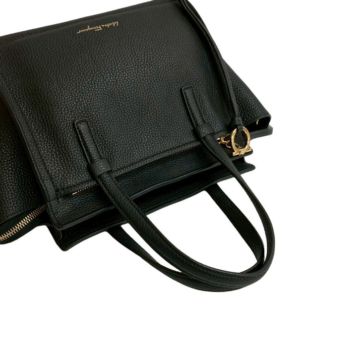 ショルダーバッグ サルヴァトーレフェラガモ エイミー