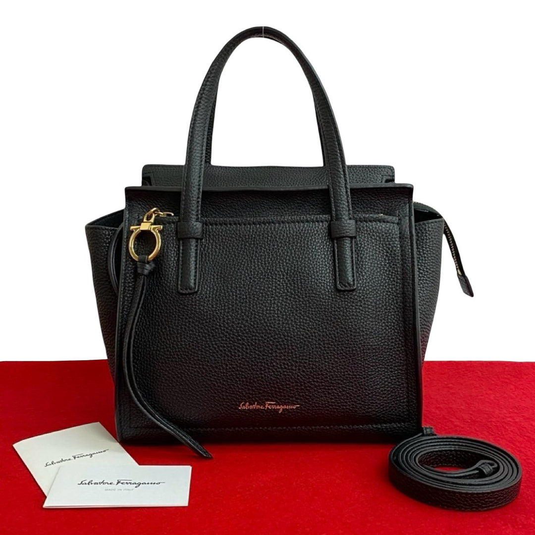 ショルダーバッグ サルヴァトーレフェラガモ エイミー