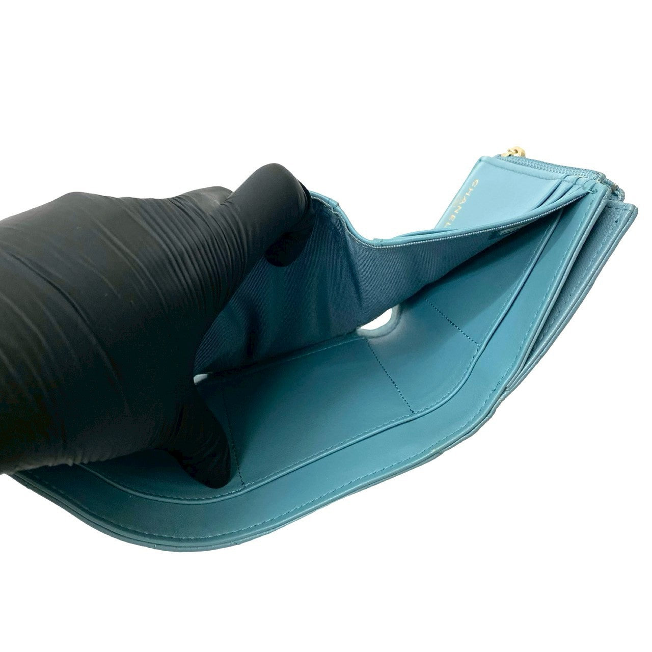 CHANEL シャネル 二つ折り財布 – Trip