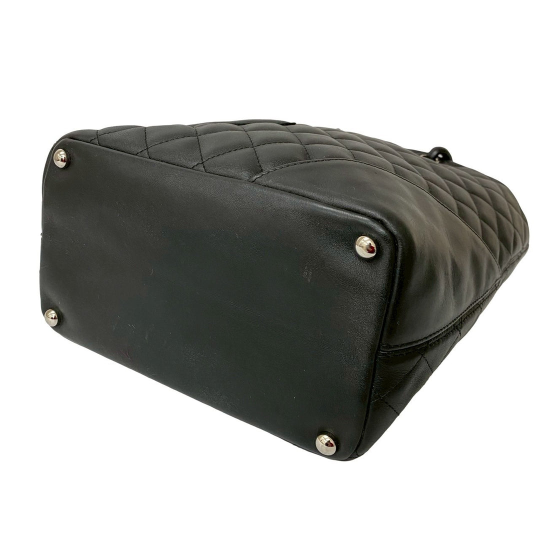 ハンドバッグ シャネル