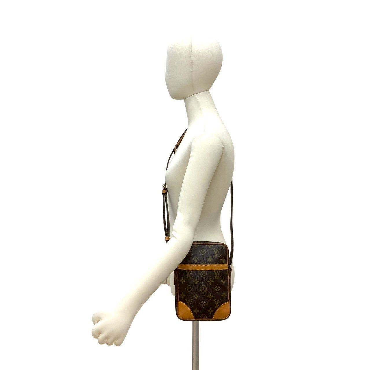 riku ルイヴィトン ショルダーバッグ ダヌーブ LOUIS VUITTON ルイヴィトン (Vintage) ダヌーブ ショルダーバッグ – Trip